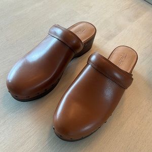Madewell clogs. Brand new. Never worn!